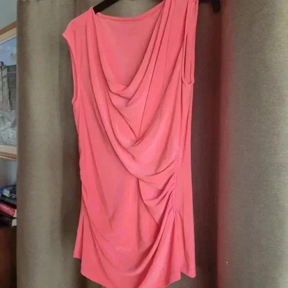 Pretty  in Pink Slinky Flowy Sleeveless Top med